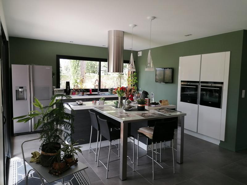 Ouvrir la fenêtre modale de l'avis 1 sur 2