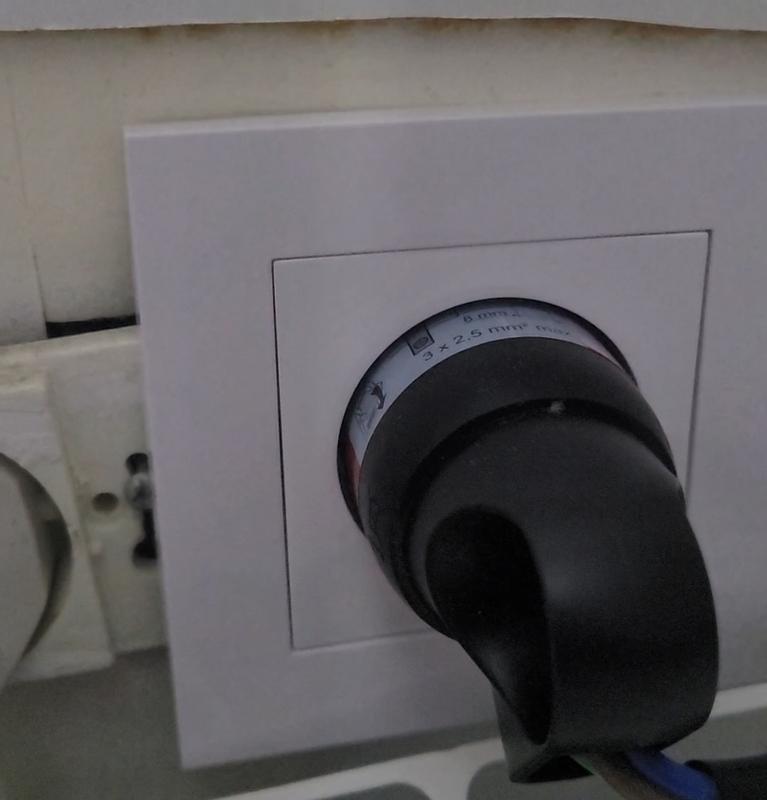 Ouvrir la fenêtre modale de l'avis 3 sur 3