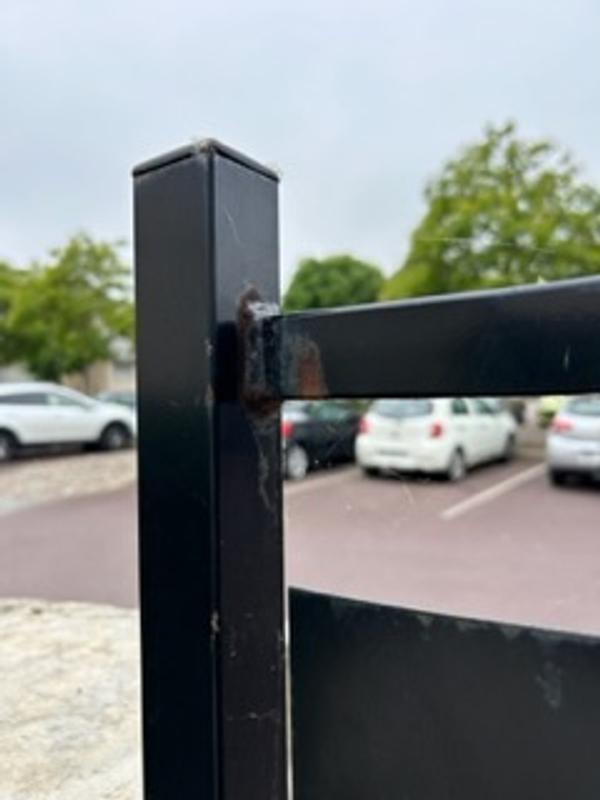 Ouvrir la fenêtre modale de l'avis 4 sur 4