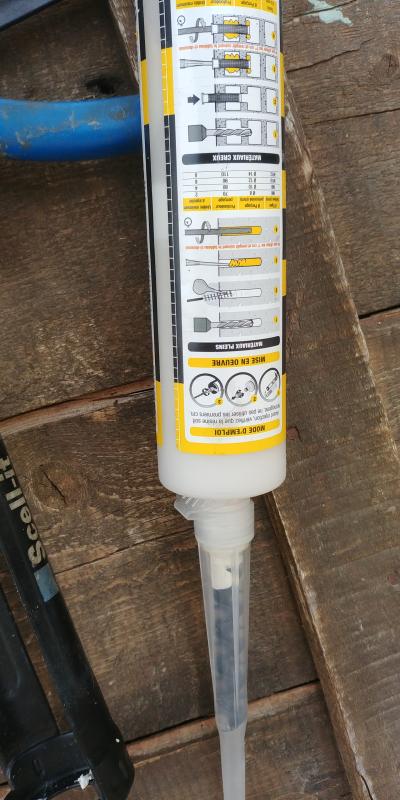Promo Cartouche De Scellement Chimique Sans Styrène 300 Ml + 2 Canules Coteka 41419