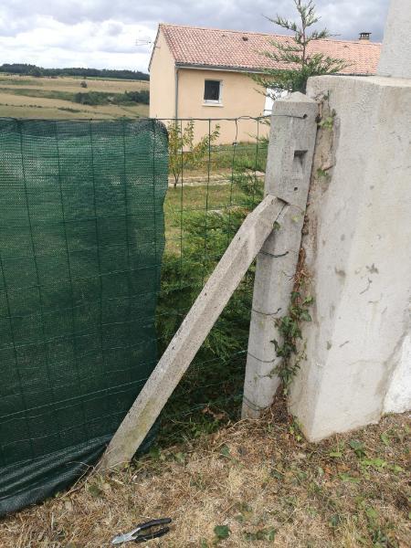 Ouvrir la fenêtre modale de l'avis 1 sur 3