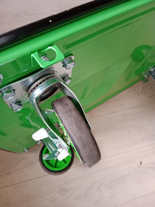 Ouvrir la fenêtre modale de l'avis 1 sur 2