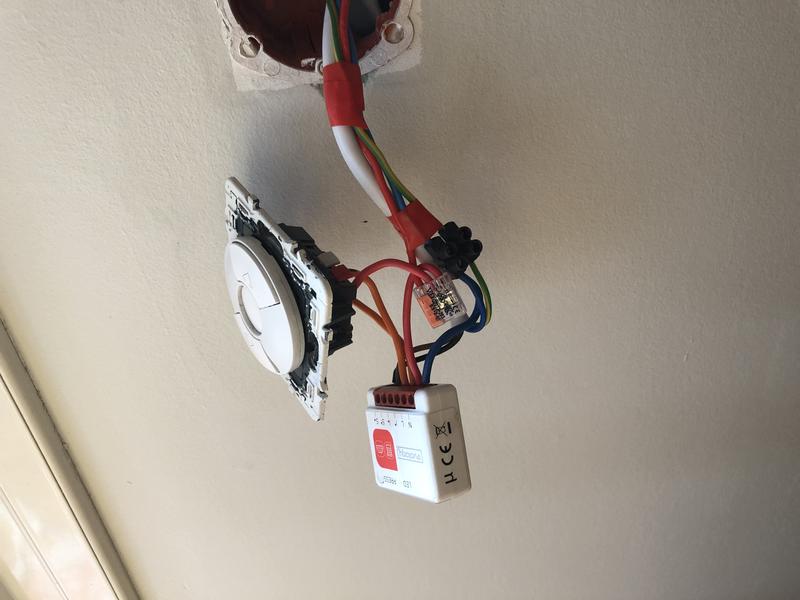 Ouvrir la fenêtre modale de l'avis 1 sur 2