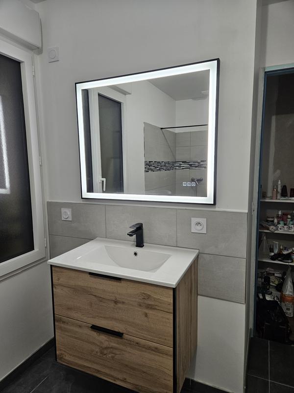 Ouvrir la fenêtre modale de l'avis 1 sur 2