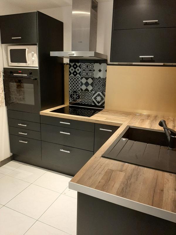 Ouvrir la fenêtre modale de l'avis 2 sur 3