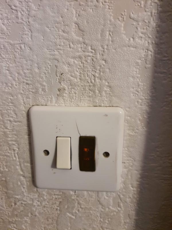 Ouvrir la fenêtre modale de l'avis 2 sur 4