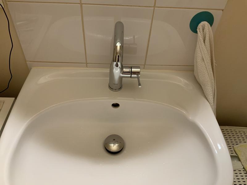 Miscelatore Monocomando Per Lavabo Grohe Essence 23797001 - Cromato - DN 15S, Con Sistema QuickFix Plus E Superficie StarLight - 2