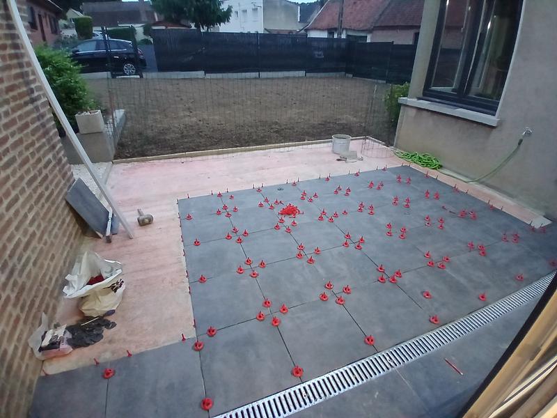 Ouvrir la fenêtre modale de l'avis 1 sur 2