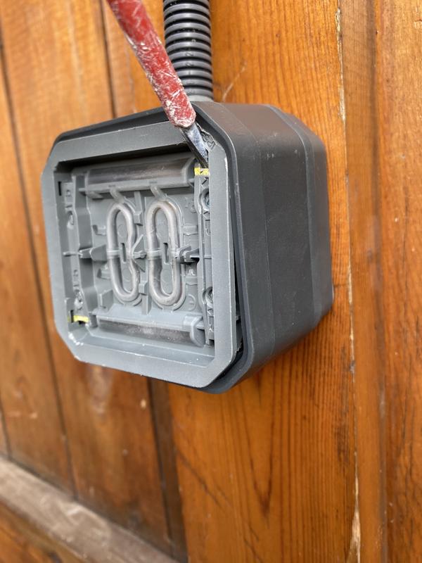 Ouvrir la fenêtre modale de l'avis 2 sur 6