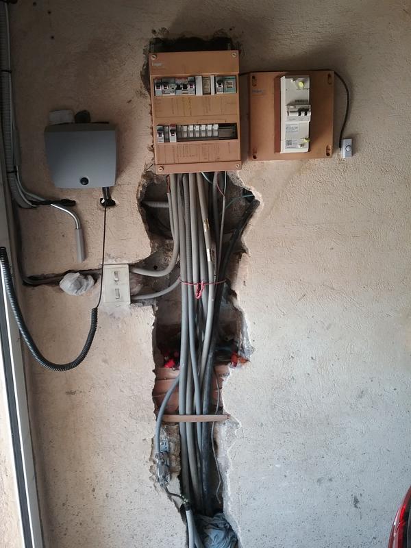 Ouvrir la fenêtre modale de l'avis 1 sur 3