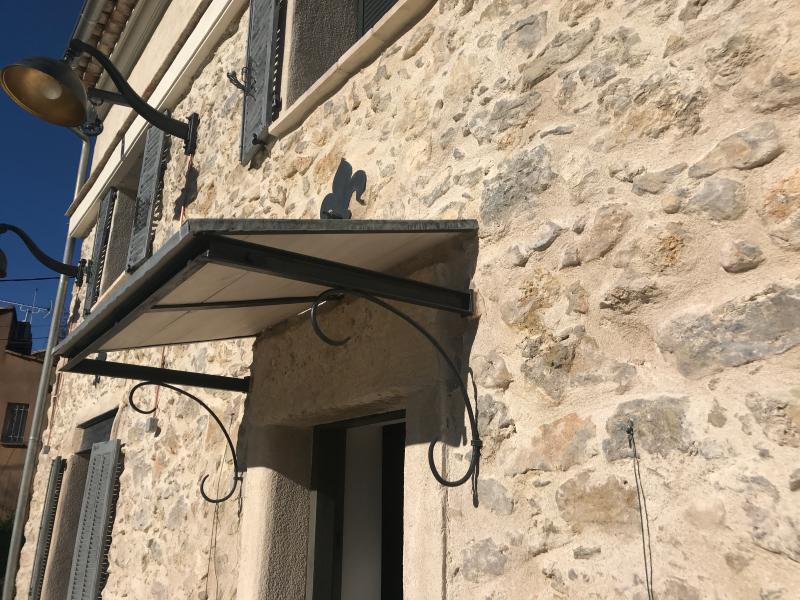 Ouvrir la fenêtre modale de l'avis 1 sur 1