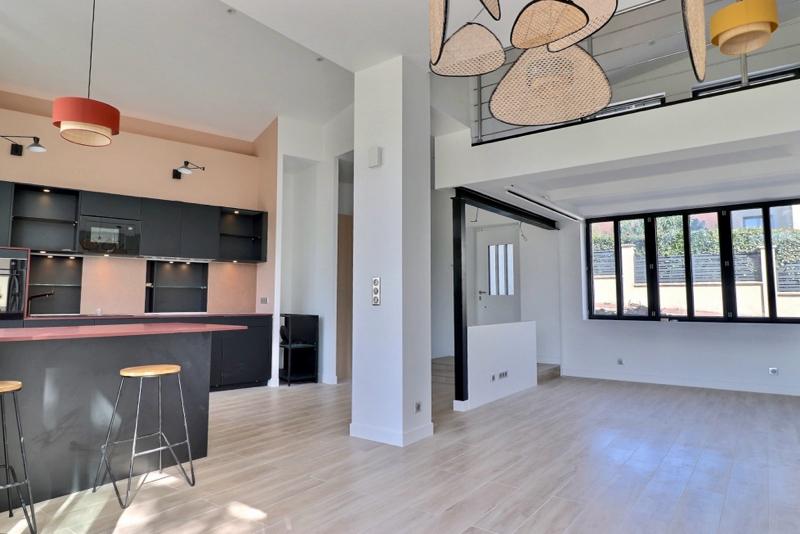 Ouvrir la fenêtre modale de l'avis 2 sur 3