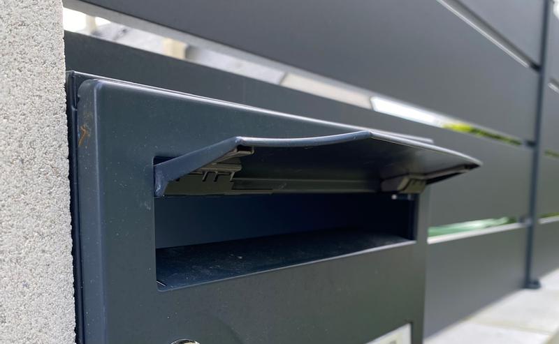 Ouvrir la fenêtre modale de l'avis 1 sur 2