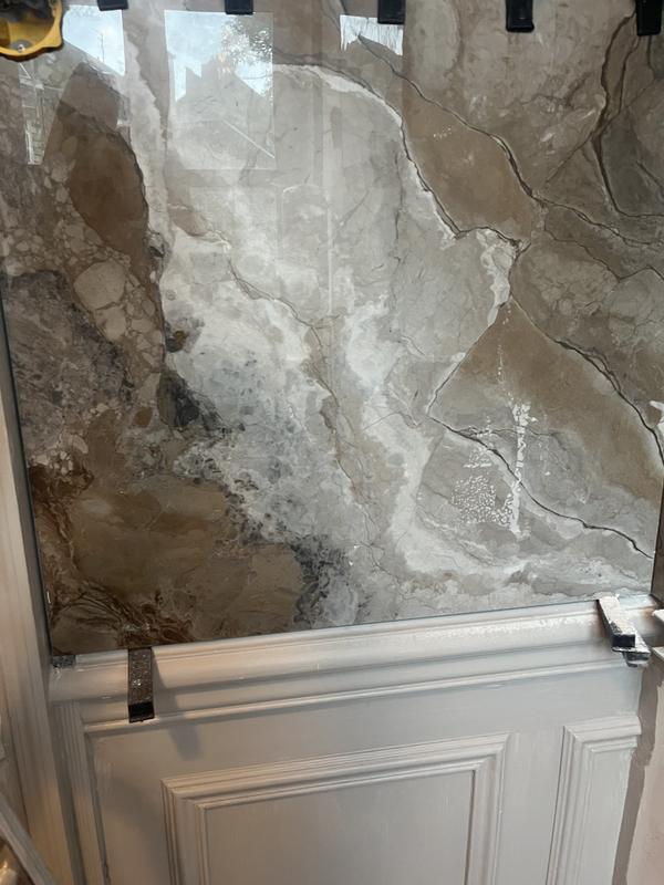 Ouvrir la fenêtre modale de l'avis 1 sur 2