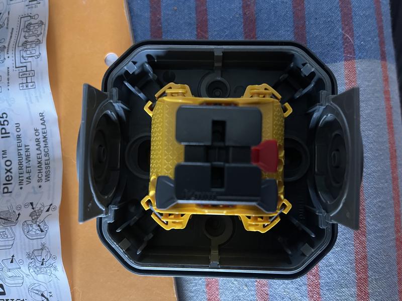 Ouvrir la fenêtre modale de l'avis 2 sur 4