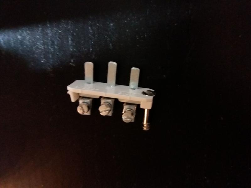 Ouvrir la fenêtre modale de l'avis 1 sur 2