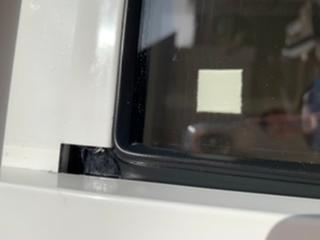 Ouvrir la fenêtre modale de l'avis 1 sur 2