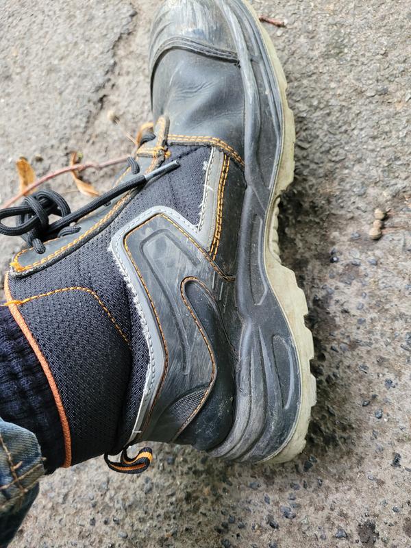 Ouvrir la fenêtre modale de l'avis 1 sur 3