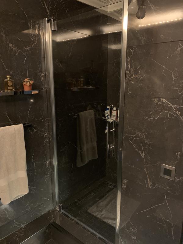 Ouvrir la fenêtre modale de l'avis 1 sur 2