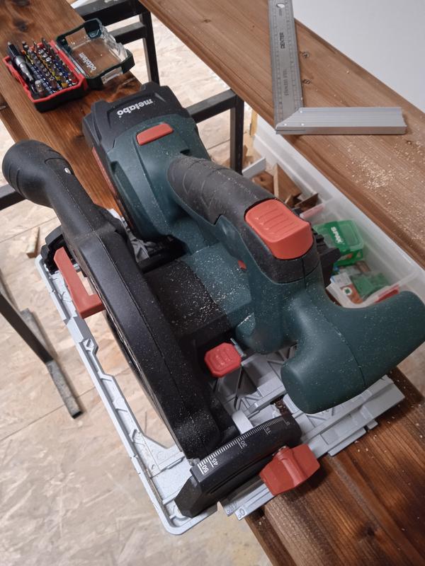 Ouvrir la fenêtre modale de l'avis 3 sur 3