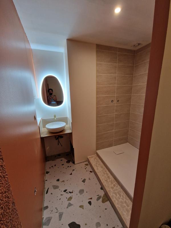 EMKE LED specchio da bagno 50x70cm specchio da bagno con illuminazione luce bianca fredda specchio da