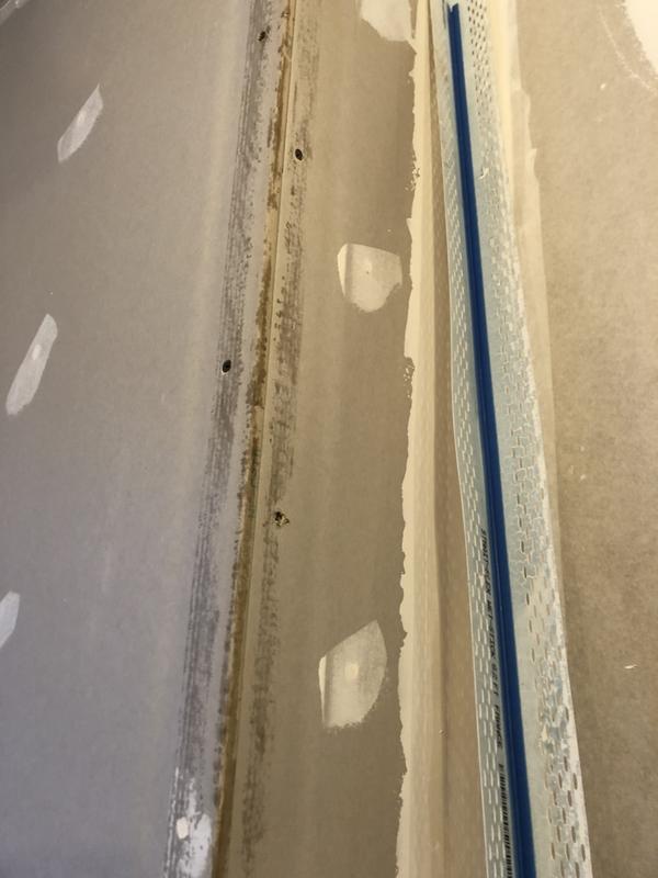 Ouvrir la fenêtre modale de l'avis 2 sur 3