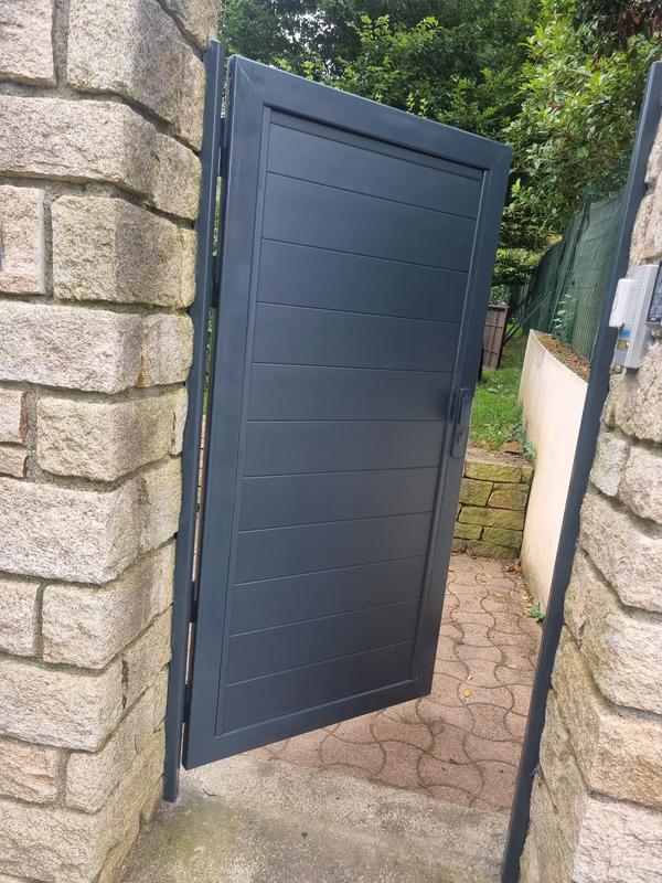 Ouvrir la fenêtre modale de l'avis 2 sur 3