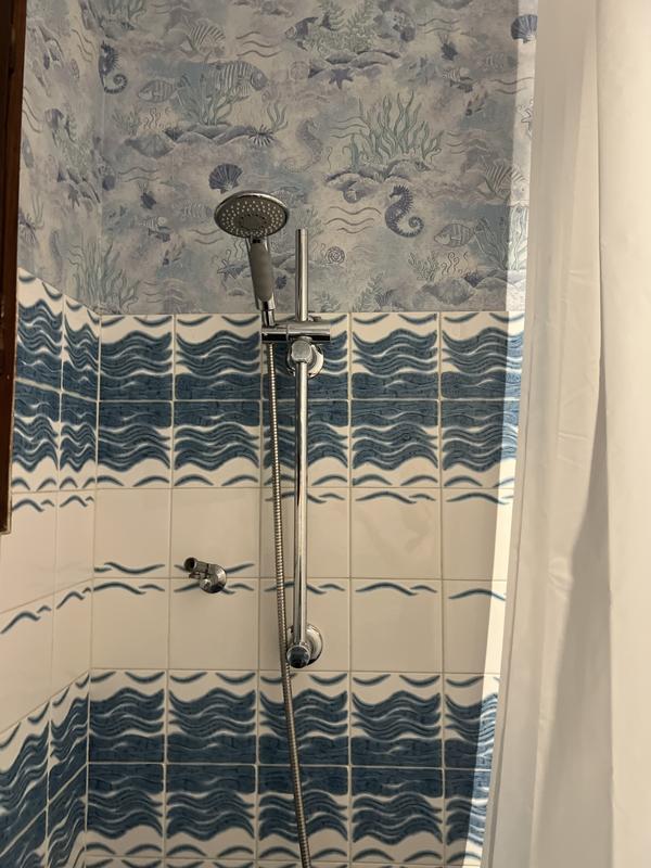 Barre De Douche Sans Perçage WENKO 70 Cm Noire - Fixation Adhésive INOX Avec Support Coulissant Pour Douchette