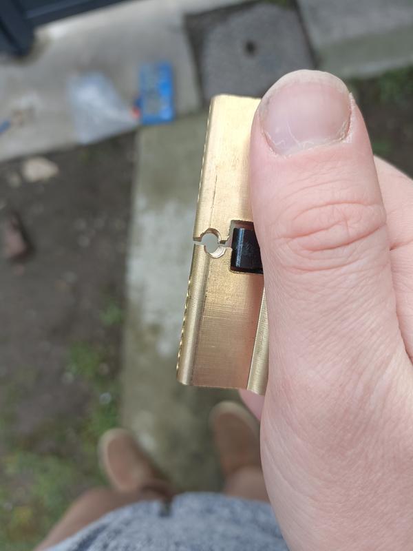 Ouvrir la fenêtre modale de l'avis 1 sur 2