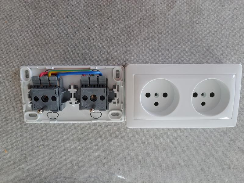 Ouvrir la fenêtre modale de l'avis 2 sur 4