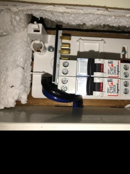 Ouvrir la fenêtre modale de l'avis 2 sur 3