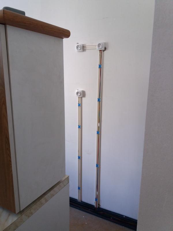 Ouvrir la fenêtre modale de l'avis 1 sur 2