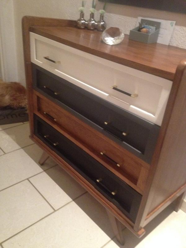 Ouvrir la fenêtre modale de l'avis 1 sur 1