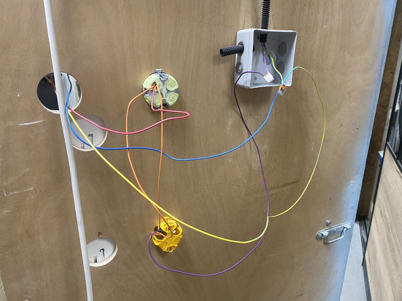 Ouvrir la fenêtre modale de l'avis 1 sur 2