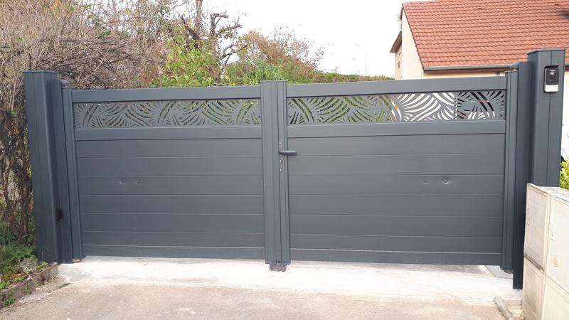 Ouvrir la fenêtre modale de l'avis 1 sur 1