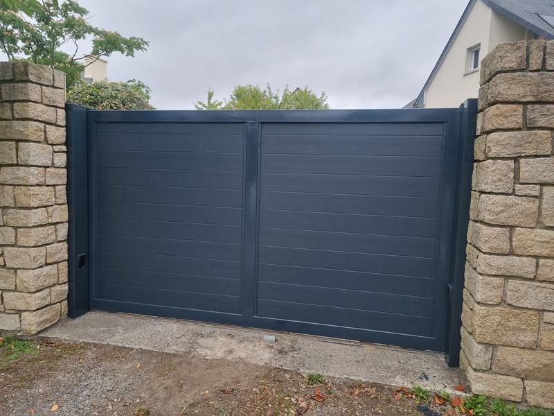 Ouvrir la fenêtre modale de l'avis 1 sur 3