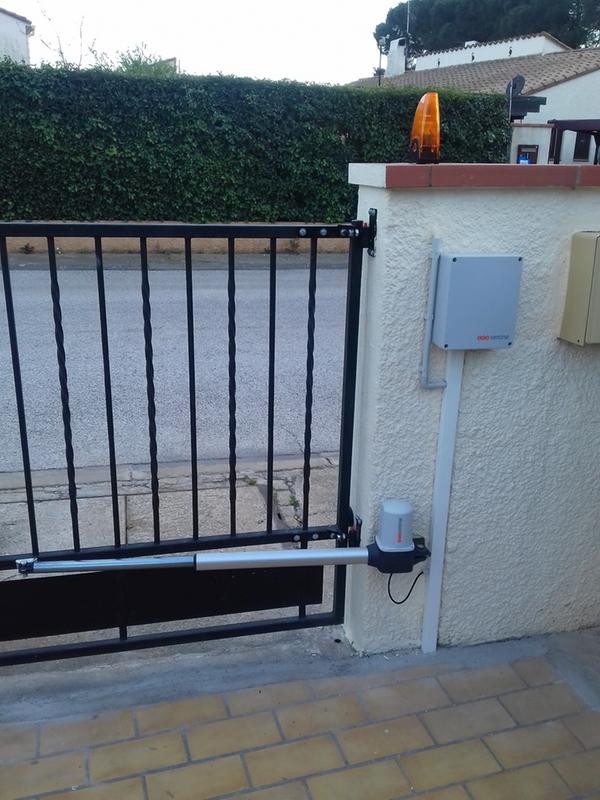 Ouvrir la fenêtre modale de l'avis 1 sur 1