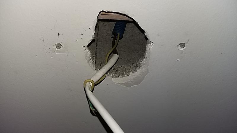 Ouvrir la fenêtre modale de l'avis 1 sur 2