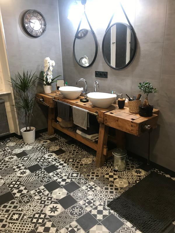 Ouvrir la fenêtre modale de l'avis 1 sur 2