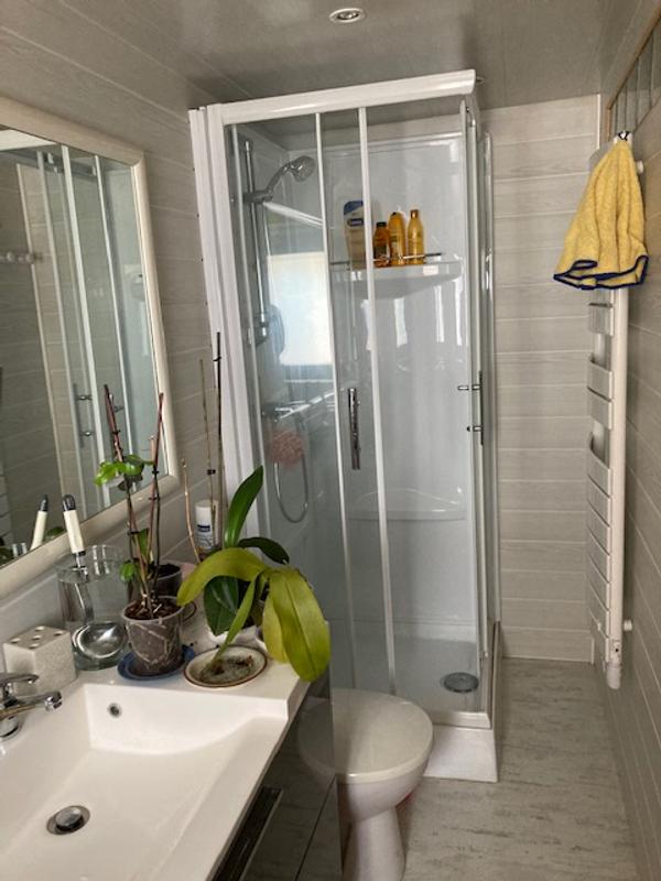 Ouvrir la fenêtre modale de l'avis 1 sur 5