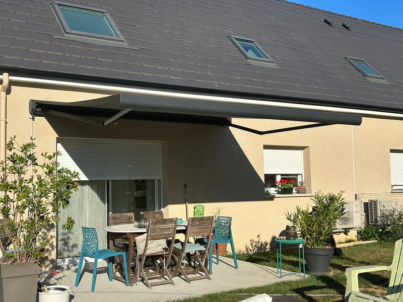 Ouvrir la fenêtre modale de l'avis 1 sur 4