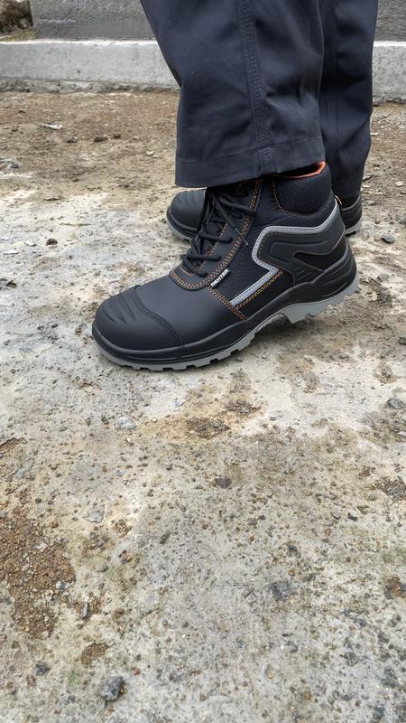 Ouvrir la fenêtre modale de l'avis 1 sur 2