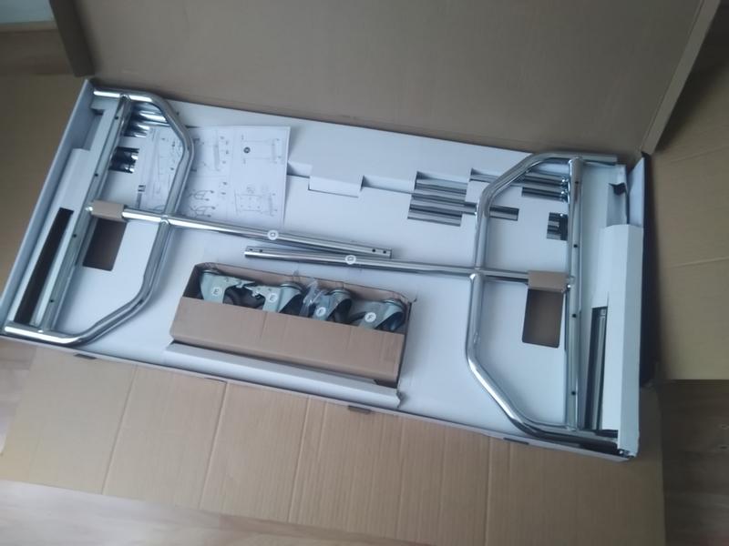 Ouvrir la fenêtre modale de l'avis 1 sur 4