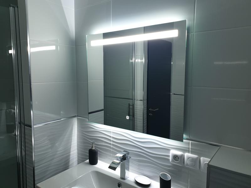 Ouvrir la fenêtre modale de l'avis 1 sur 2