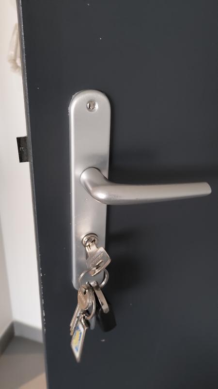 Ouvrir la fenêtre modale de l'avis 1 sur 2