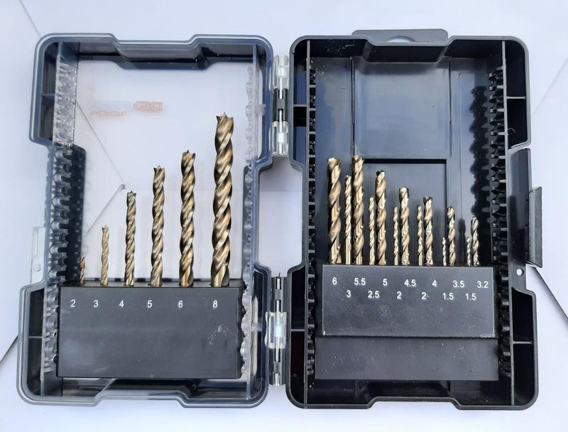 Ouvrir la fenêtre modale de l'avis 1 sur 4