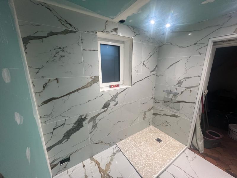 Ouvrir la fenêtre modale de l'avis 1 sur 2