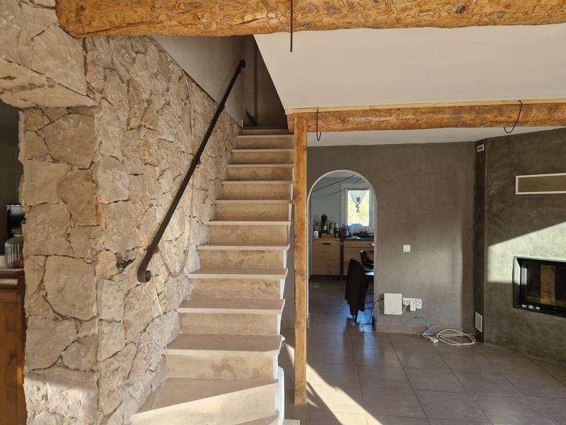 Ouvrir la fenêtre modale de l'avis 1 sur 1