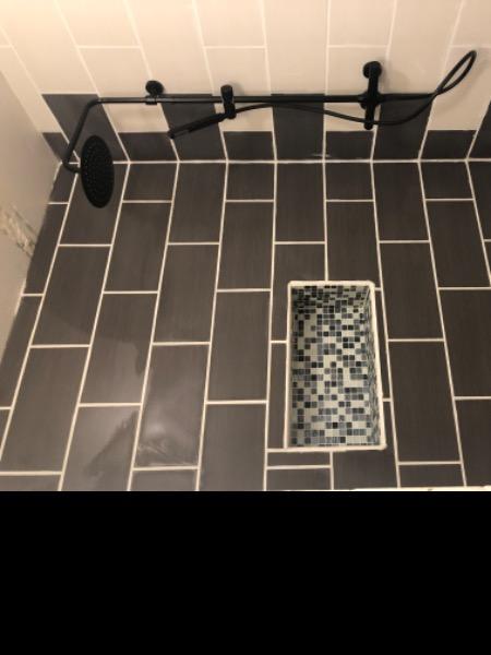 Ouvrir la fenêtre modale de l'avis 1 sur 2