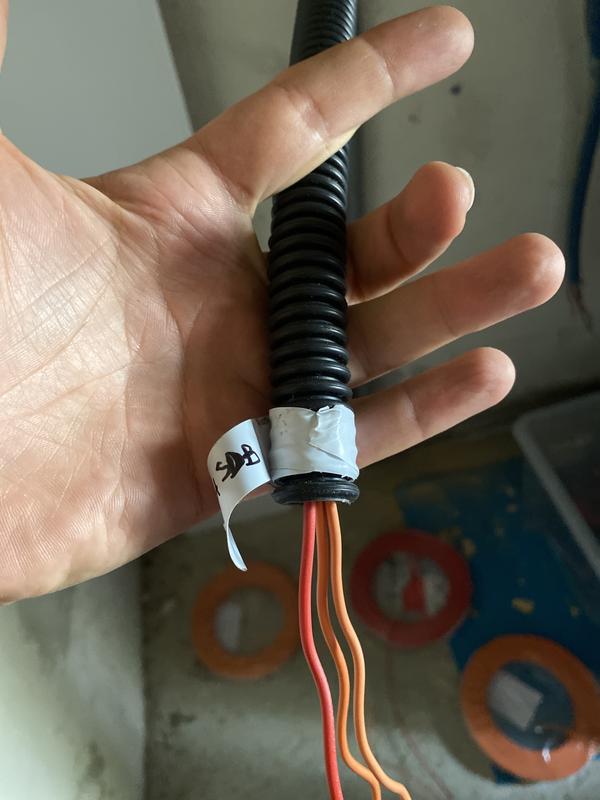 Ouvrir la fenêtre modale de l'avis 1 sur 2